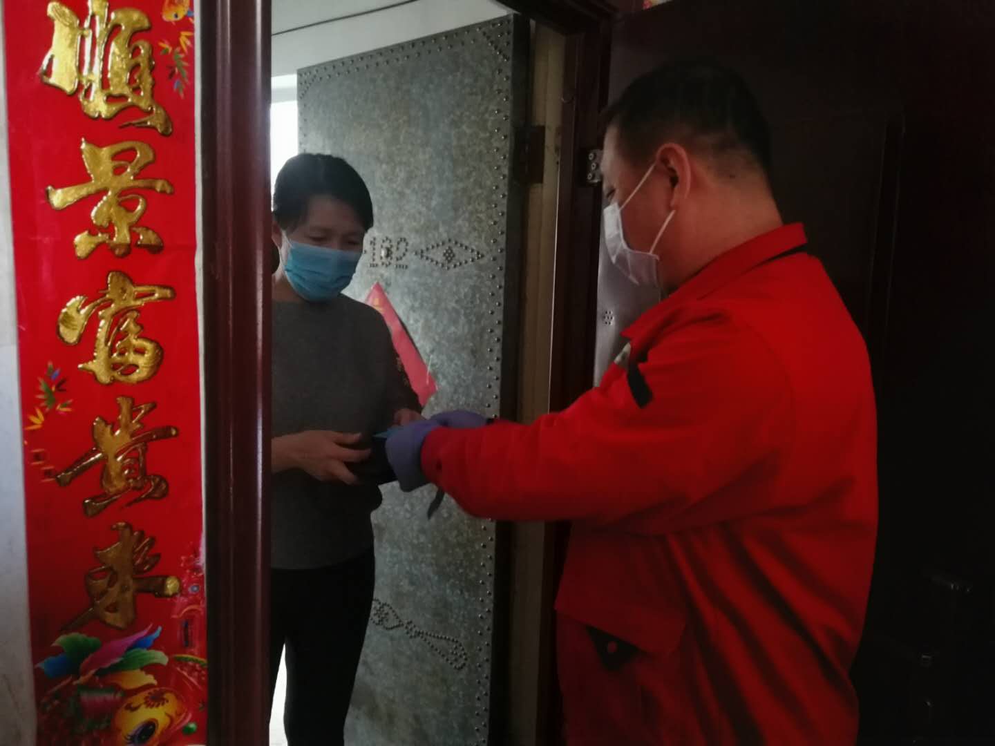 疫情防控，黨員在行動