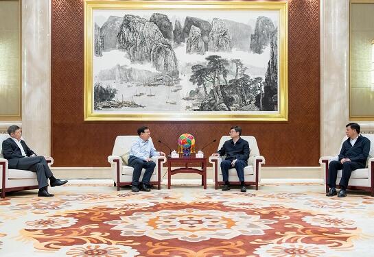 華能集團(tuán)有限公司總經(jīng)理、黨組副書記鄧建玲與廣西自治區(qū)副主席劉宏武會(huì)談