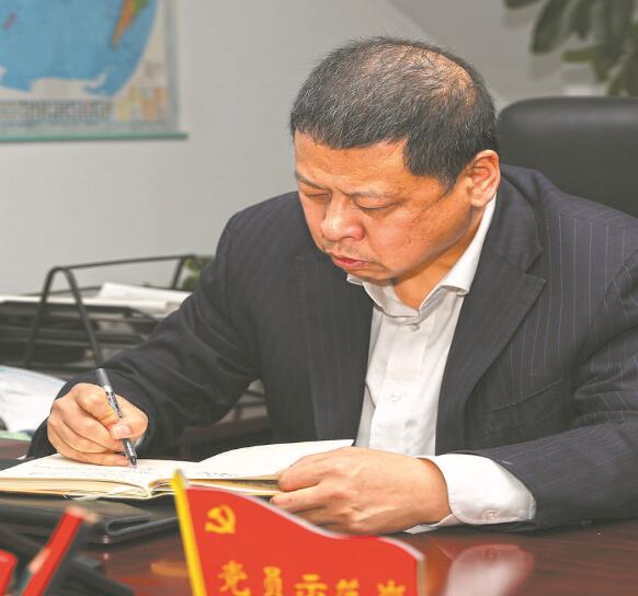 有他在，大家心里就有底了——記國家電網(wǎng)有限公司特等勞動模范汪波