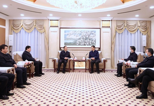 國家電網(wǎng)董事長辛保安、總經(jīng)理張智剛與江蘇省省長許昆林舉行會談