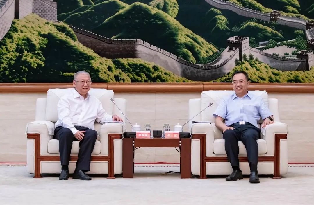 鄒磊會(huì)見隆基股份總裁李振國、森特股份董事長劉愛森