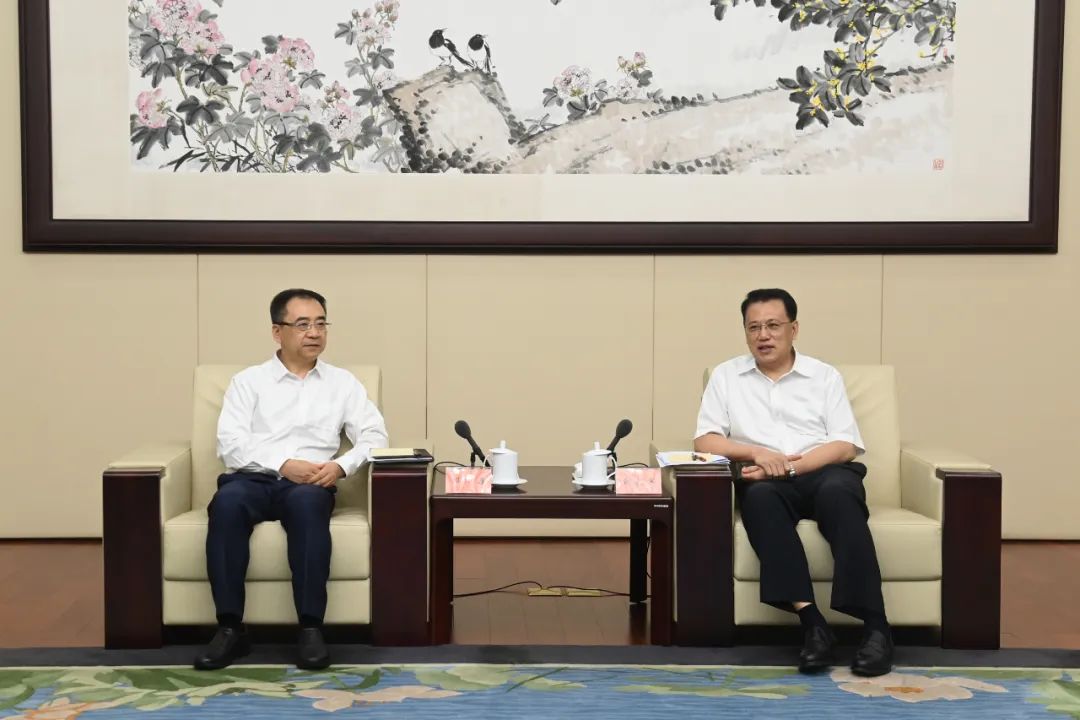大唐集團(tuán)公司黨組書(shū)記、董事長(zhǎng)鄒磊拜會(huì)浙江省委書(shū)記、省人大常委會(huì)主任袁家軍