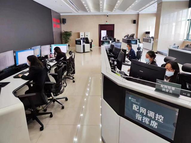 國網(wǎng)武漢供電公司保供不缺失、服務(wù)不打烊
