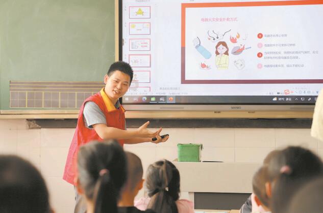 魏錕：用心服務(wù)是起點(diǎn)，客戶滿意是方向