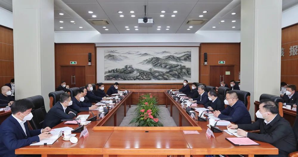 中核集團黨組書記、董事長余劍鋒與遼寧省委書記郝鵬、省長李樂成會談