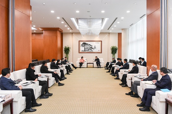 華能集團(tuán)總經(jīng)理、黨組副書記鄧建玲會(huì)見常州市市長盛蕾