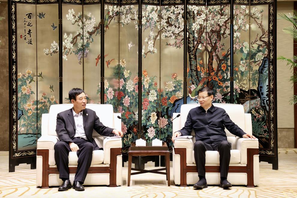 中國(guó)能建黨委副書記、總經(jīng)理孫洪水拜會(huì)江蘇省省長(zhǎng)許昆林