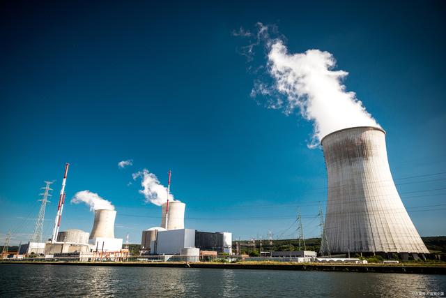 核電報(bào)告：綠電基建大時(shí)代，核電迎再次騰飛