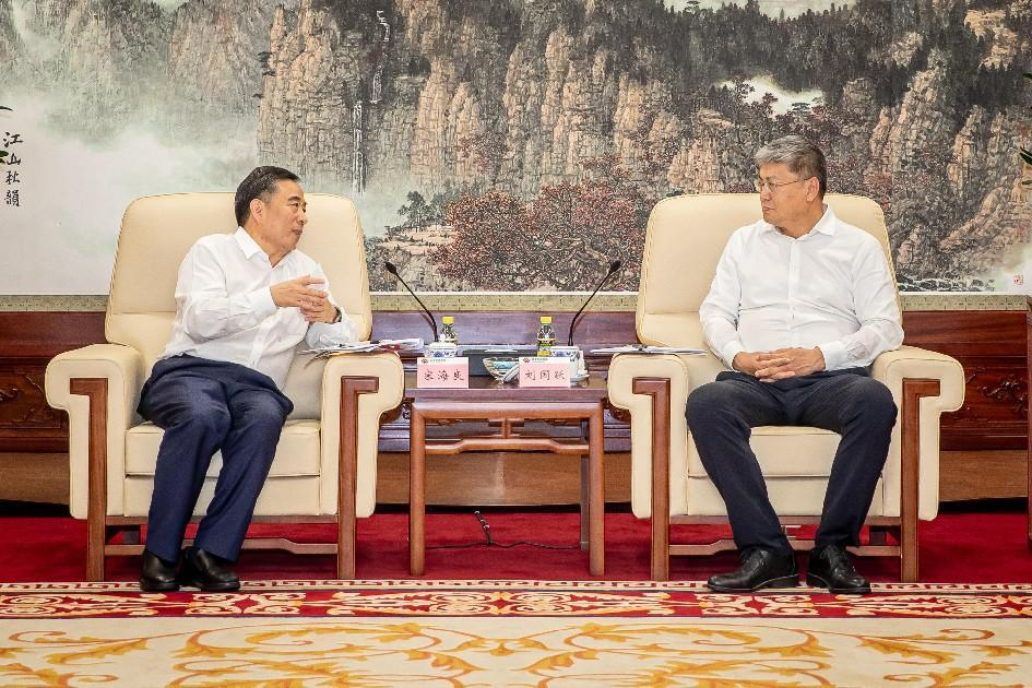 國家能源集團黨組書記、董事長劉國躍會見中國能建黨委書記、董事長宋海良