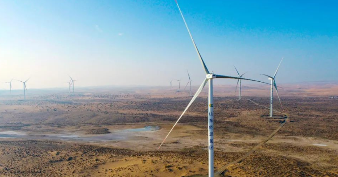 402.6MW！山東能源集團(tuán)又一大型風(fēng)電項(xiàng)目完成全部吊裝