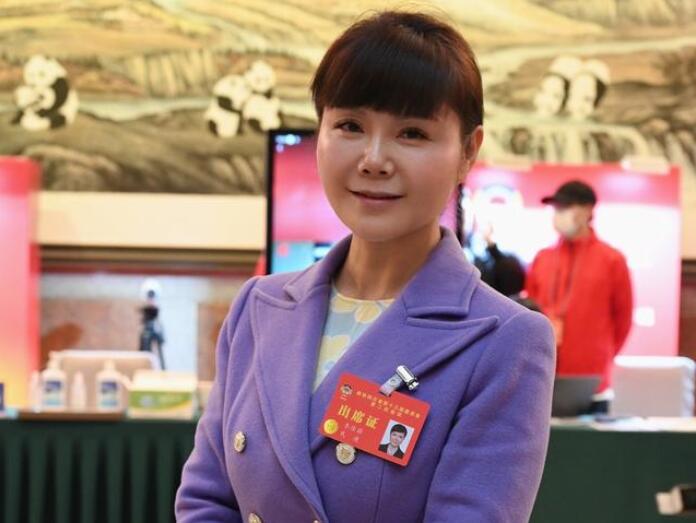 四川省政協(xié)委員李佳蔚：四川要優(yōu)化碳產(chǎn)品、參與碳交易，不斷完善碳設(shè)施