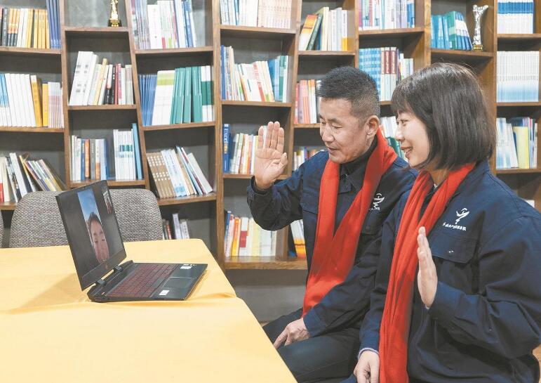 紅船精神代代傳 優(yōu)化服務促發(fā)展——記“國網(wǎng)楷?！眹译娋W(wǎng)浙江電力(嘉興)紅船共產(chǎn)黨員服務隊