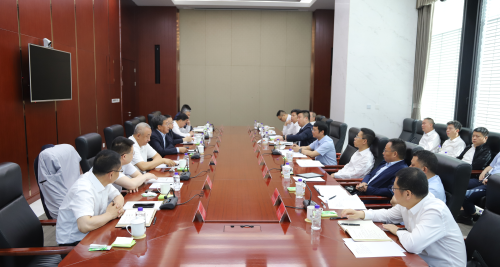 中國電建黨委常委、副總經(jīng)理劉源源與晉能控股集團(tuán)黨委書記、董事長李國彪舉行會談