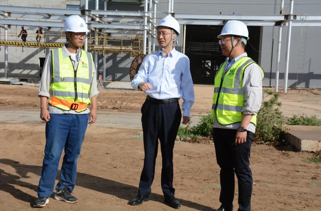 中國能建建筑集團黨委委員、副總經(jīng)理汪公河到正寧百萬項目調(diào)研指導(dǎo)