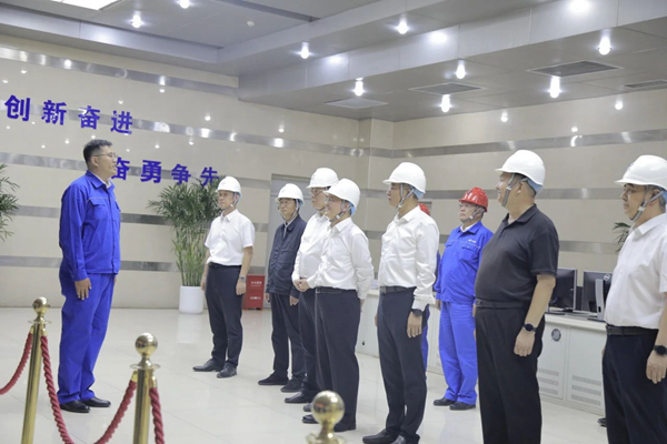 國務(wù)院國資委黨委委員、副主任茍坪到新疆華電喀什熱電公司宣講黨的二十屆三中全會(huì)精神并調(diào)研