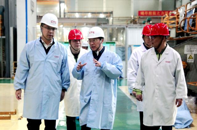 中國電氣裝備黨委書記、董事長李洪鳳赴浙江盛達、恒馳電氣、西電常變、常州東智調(diào)研