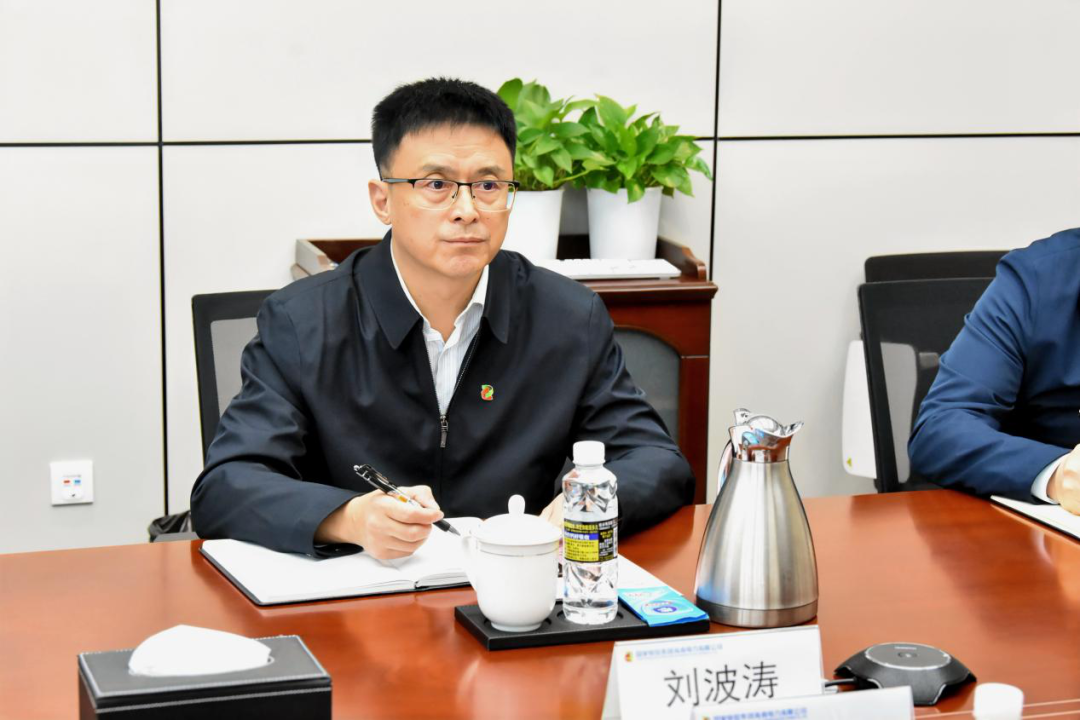 國家電投海南公司黨委副書記、總經(jīng)理劉波濤會見中國電能成套設(shè)備有限公司黨委副書記、總經(jīng)理懷文明